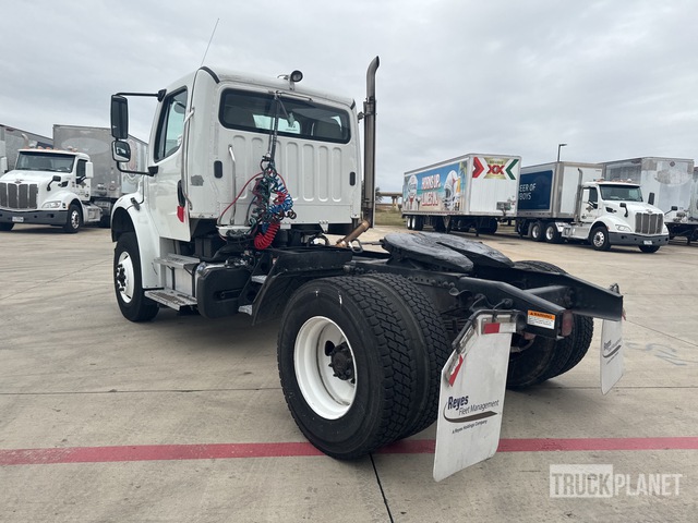 CAMIóN 2016 FREIGHTLINER