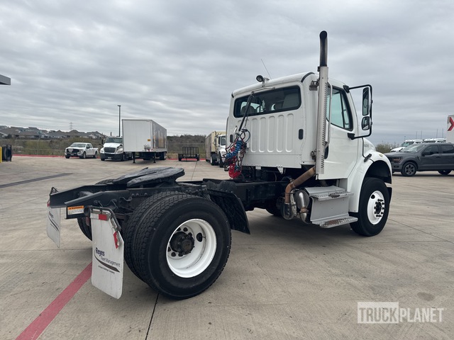 CAMIóN 2016 FREIGHTLINER