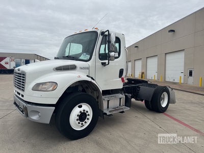 2016 Freightliner M2 106 4x2 Day Cab Prime Mover