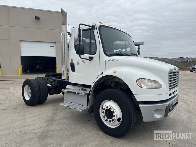 CAMIóN 2016 FREIGHTLINER