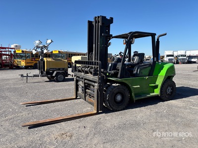 2022 Viper FD70 13600 lb Carretilla Elevadora