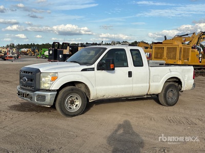 2015 Ford F-250 XL 4x2 Extended Cab Pickup