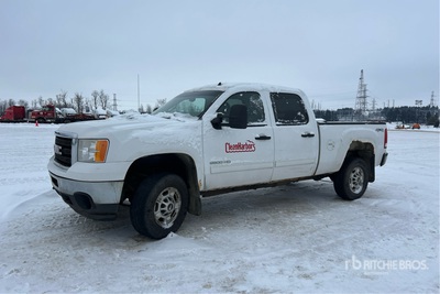 2011 GMC Sierra 2500 SLE 4x4 Crew Cab Pickup