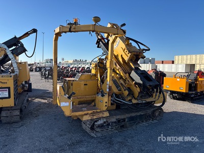 Vermeer PD10 Crawler Mounted Post Driver