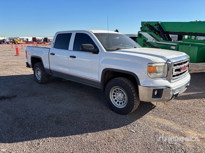 2015 GMC Sierra 1500 4x4 Crew Cab Pickup