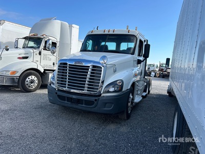 2019 Freightliner Cascadia 125 6x4 T/A Day Cab Truck Tractor (Inoperable)