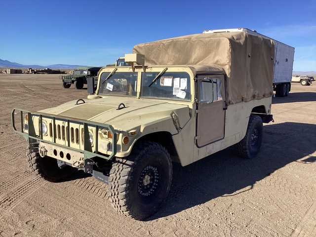 2007 AM General M1097R1 HMMWV 2 Door Soft Top w/Truck Body