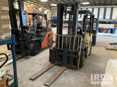 2004 Yale GDP80-FS Pneumatic Tire Forklift