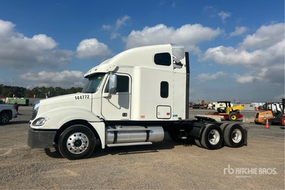 2013 Freightliner Columbia 120 Cabeza Tractora Cabina Dormitorio