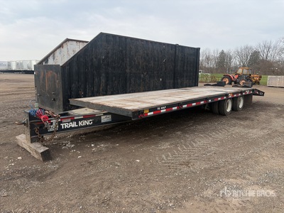 2021 Trail King 30 ft T/A Equipment Trailer
