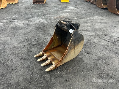 Hand 22 in Digging دلو حفارة