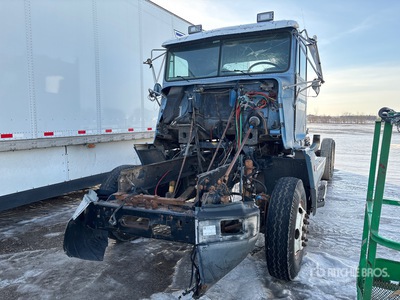1990 Freightliner FLD 120 6x4 Tracteur Routier (Inoperable)