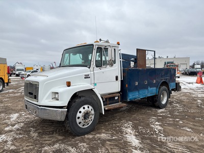 2000 Freightliner FL70 4x2 Servicewagen