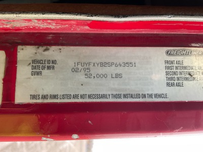 1995 Freightliner FLD120 6x4 T/A Day Cab Truck Tractor