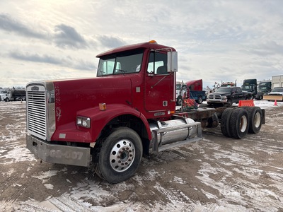 1995 Freightliner FLD120 6x4 Ciągnik siodłowy T/A z kabiną dzienną