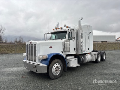 2011 Peterbilt 388 6x4 3- Achs Sattelzugmaschine mit Schlafkabine