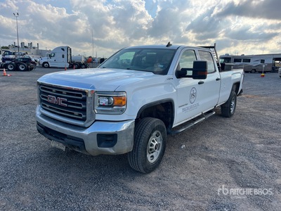 2018 GMC Sierra 2500HD 4x4 Crew Cab Pickup