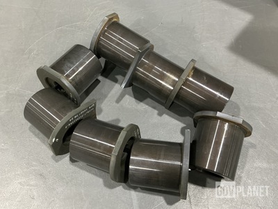 (8) Boeing 7-311411164-7 Sleeve Bearings