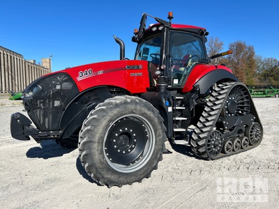 2021 Case IH Magnum 340 CVX Drive Rups Tractor