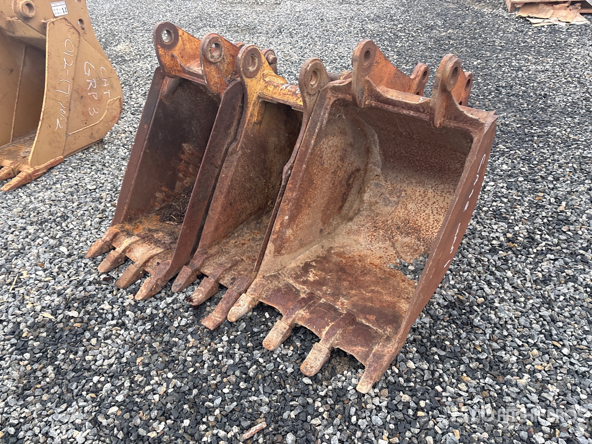 Quantity of (3) Digging Cazo para excavadora