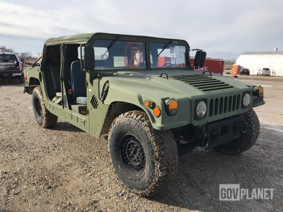 1988 AM General M1097A2 HMMWV 4 Door Soft Top w/Truck Body