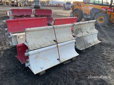 Quantity of (16) Barrier