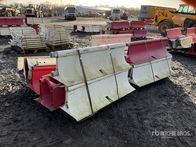 Quantity of (16) Barrier