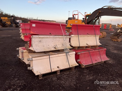 Quantity of (20) Barrier