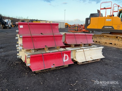 Quantity of (19) Barrier