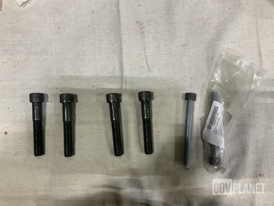 (261) Socket Head Cap Screws