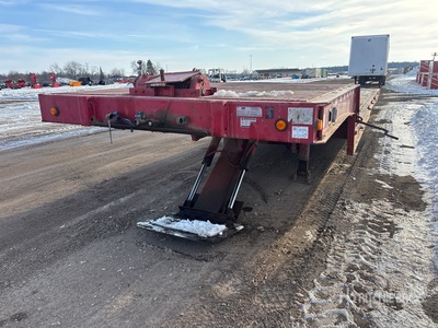 2002 Landoll 318 51 ft Tri/A Sliding Axle Trailer