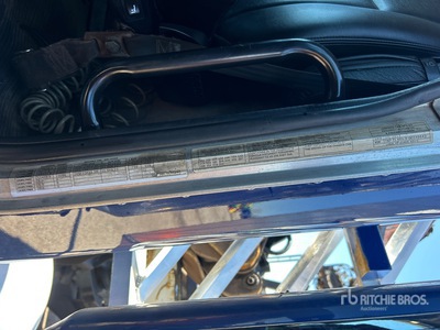 Robotec Elite Articulated Boom on 2016 Peterbilt 367 8x4 Grapple Truck