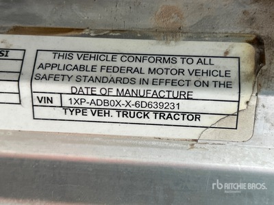 2006 Peterbilt 357 Cabeza Tractora Cabina Corta