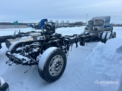 2011 Peterbilt 389 Cab & Chassis (Inoperable)