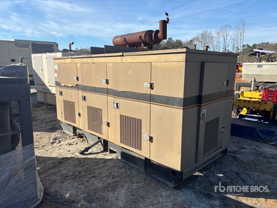 1995 Generac 95A03008-S 125 kW Skid-Mounted Zestaw prądotwórczy