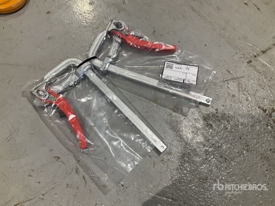 Quantity of (2) Heavy Duty Ratchet Welding Clamps 300mm x 120mm متفرقات  (Unused)