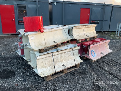 Quantity of (18) Barrier