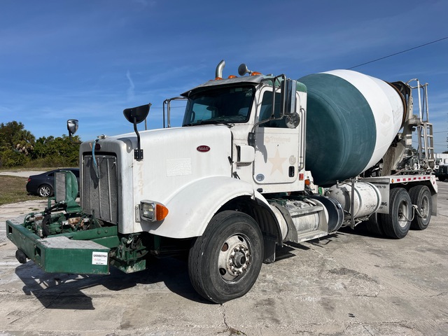 2015 Peterbilt 365 6x4 Mixer Truck