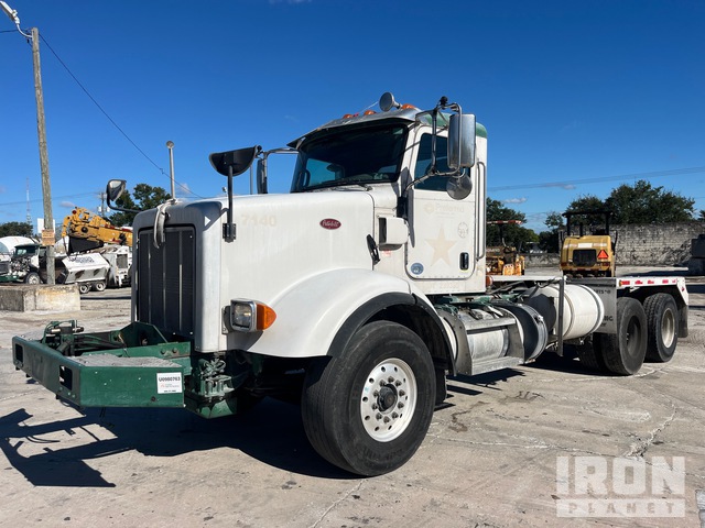 CAMIóN CHASIS 2015 PETERBILT 365