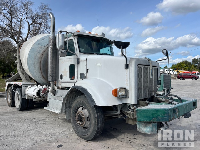 CAMIóN REVOLVEDOR 2015 PETERBILT CHEWING 10.5 CYD