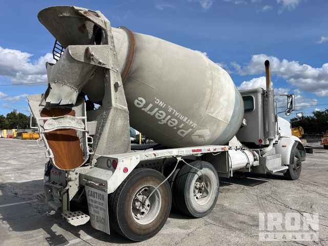 CAMIóN REVOLVEDOR 2015 PETERBILT CHEWING 10.5 CYD