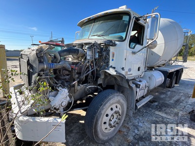 2017 Mack GU813 8x4 Camion malaxeur (Inoperable)