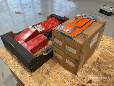 Quantity of (74) Pincers and Junior Hacksaws Utensili (Unused)