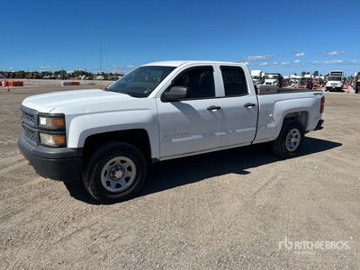 2014 Chevrolet Silverado 1500 4x4 Extended Cab بيك اب