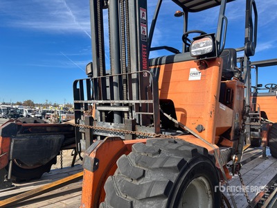 Moffett M55 Chariot élévateur sur camion