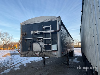 2014 Wilson 49 ft Tri/A Walking floor Grain Trailer