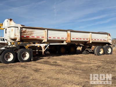 2004 Clement LW3834-AIR 38 ft T/A End Dump Trailer