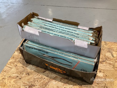 Quantity of (30) Elora Circlip Pliers Varios, herramientas manuales (Unused)