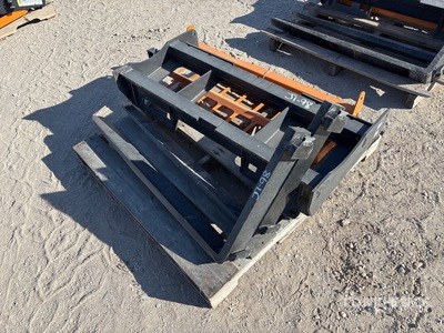 2025 Landhonor PF-11-3500G 42 in スキッドステア用フォーク (Unused)