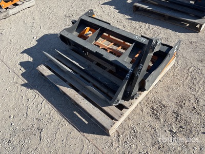 2025 Landhonor PF-11-3500G 42 in スキッドステア用フォーク (Unused)